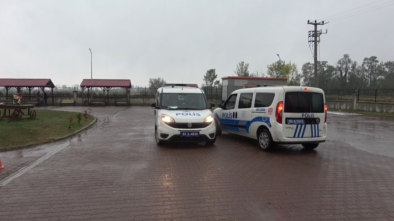 Düzce'de doğal gaz paniği! Binlerce öğrenci tahliye edildi... 3