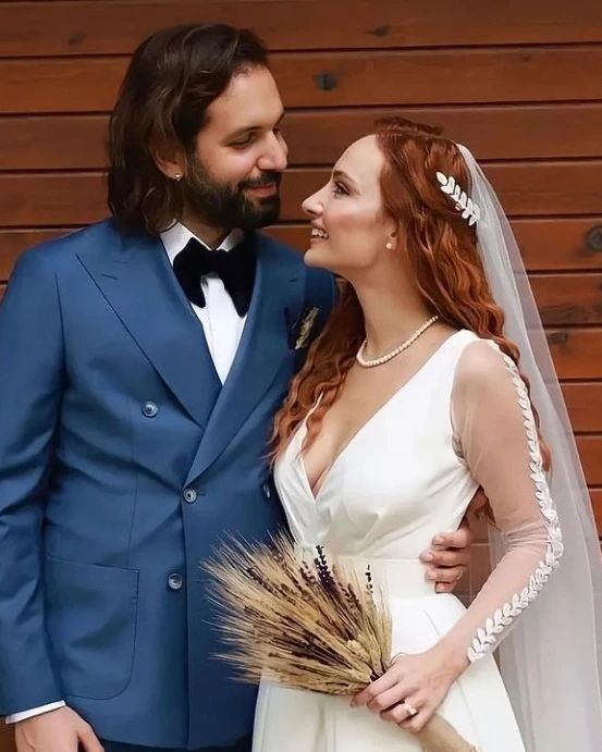 Yargı'nın Neva'sı Başak Gümülcinelioğlu, Çağrı Çıtanak ile dünyaevine girdi 1