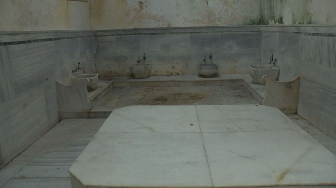 I. Abdülhamid Han’ın Rabia Sultan adına yaptırdığı tarihi hamam satışa çıkarıldı! İşte satış fiyatı 4