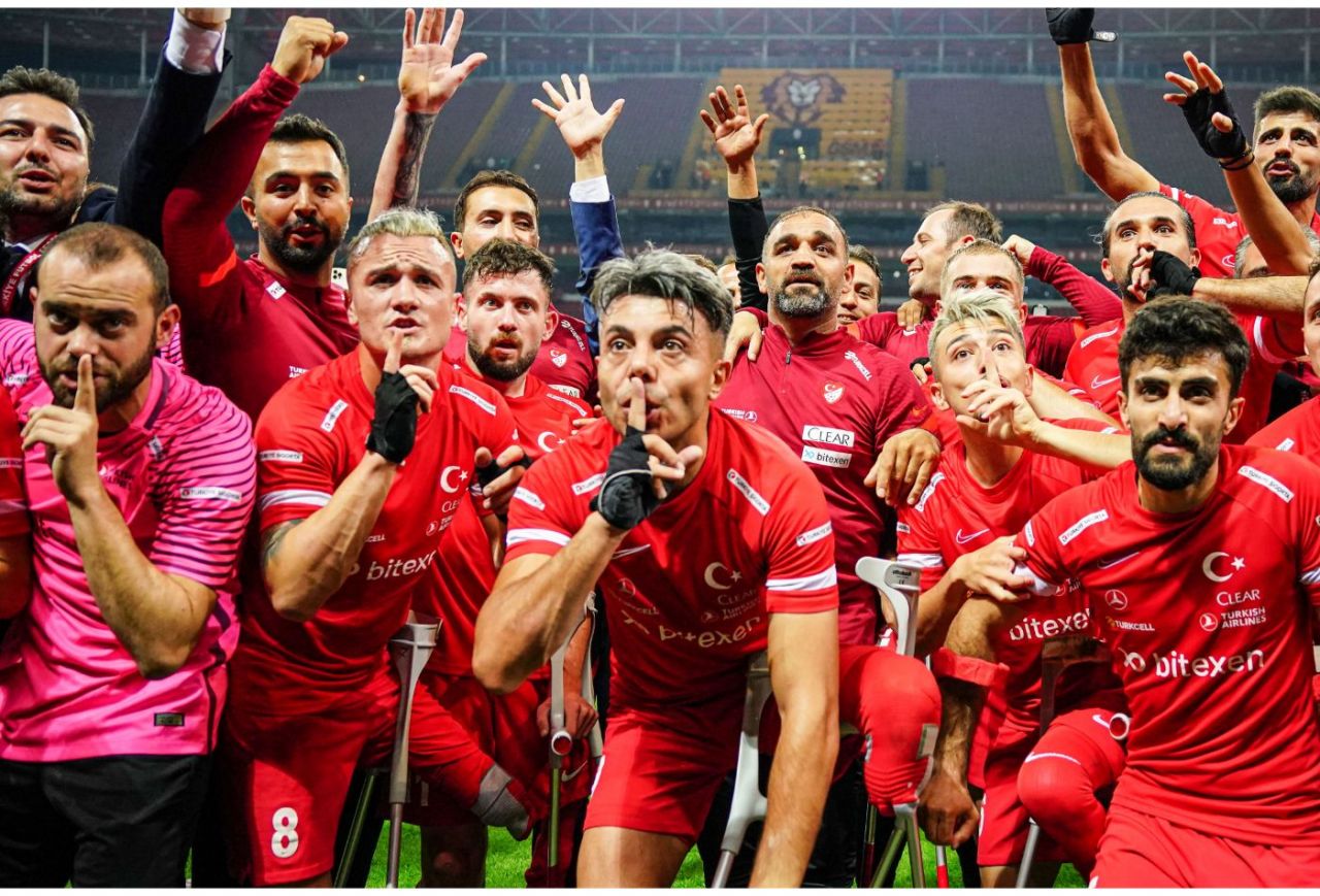 Tarihi an tarihi başarı! Kupa Ampute Futbol Milli Takımı’nın ellerinde yükseldi... 4