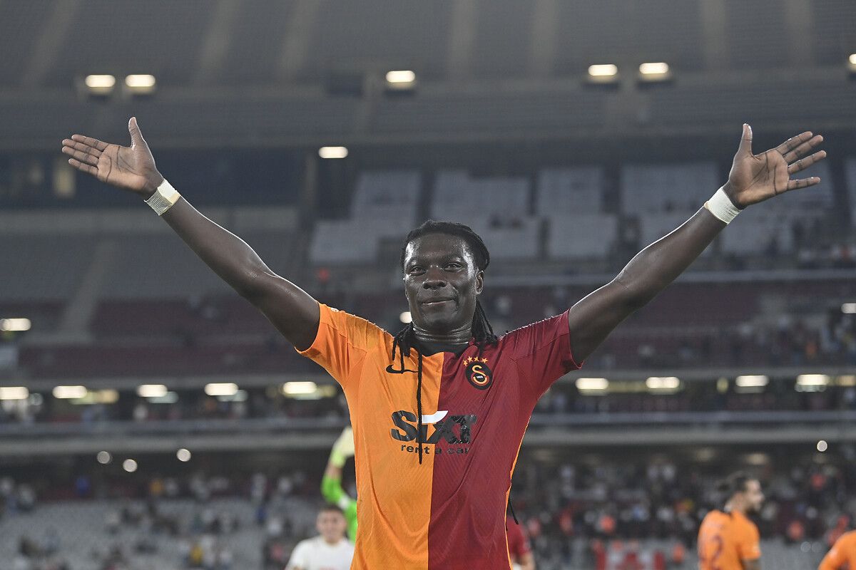 Okan Buruk'tan şok Gomis kararı 1