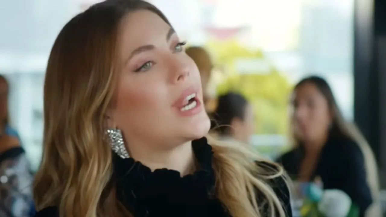 Yasak Elma'da Bir Başrol Daha Veda Etti! Yaşanan Ayrılık Şaşkına Çevirdi 11