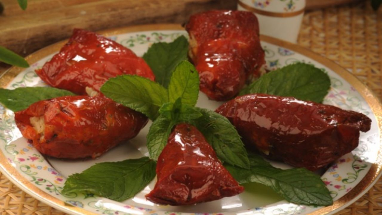 Zeytinyağlı kuru biber dolması tarifi! En basit, en pratik yöntem 1