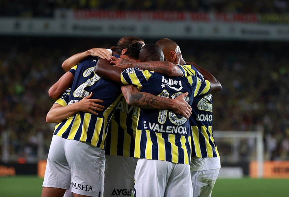 UEFA kulüpler sıralaması güncellendi! Fenerbahçe, Jorge Jesus'la tırmanışa geçti... 6