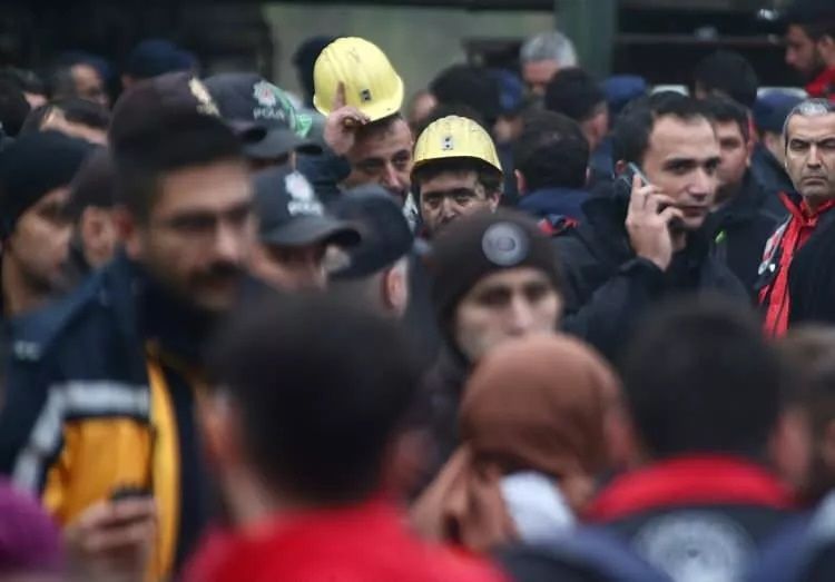 Bartın'daki maden patlamasından geriye kalan acı görüntüler! 25