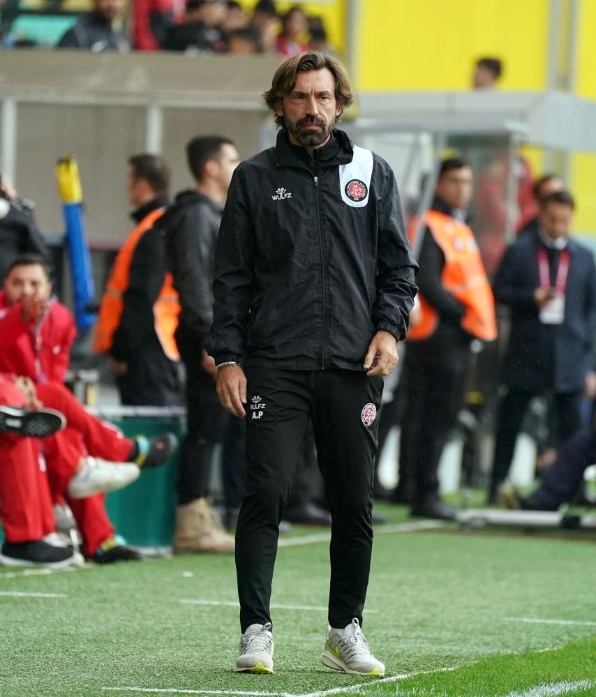 Volkan Demirel'e Caner Erkin engeli 4