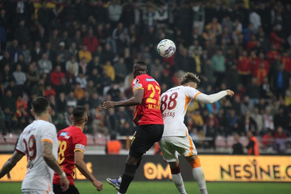Okan Buruk'un bildiği şok haber! Galatasaray'ın yeni hocası... 2