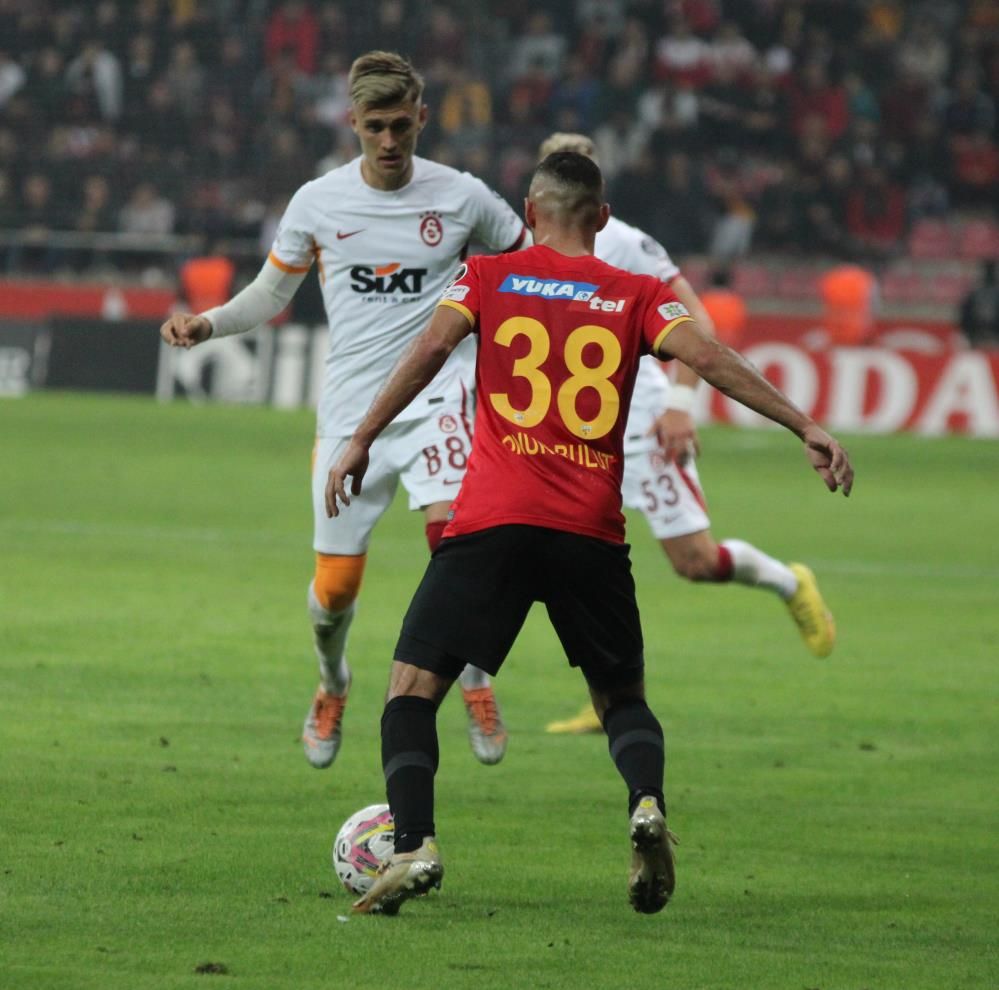 Okan Buruk'un bildiği şok haber! Galatasaray'ın yeni hocası... 3