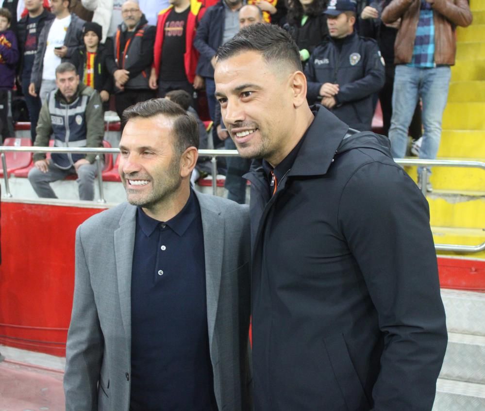 Okan Buruk'un bildiği şok haber! Galatasaray'ın yeni hocası... 5