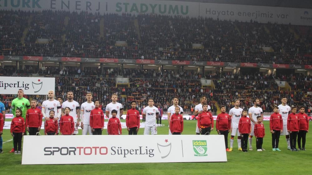 Okan Buruk'un bildiği şok haber! Galatasaray'ın yeni hocası... 6