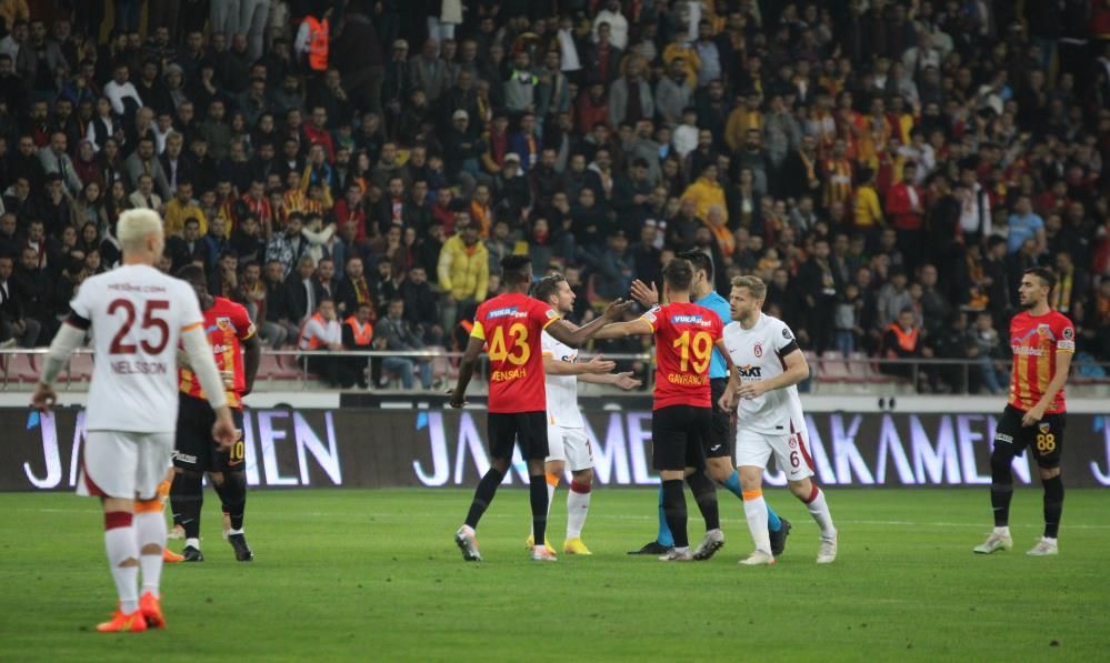 Okan Buruk'un bildiği şok haber! Galatasaray'ın yeni hocası... 7