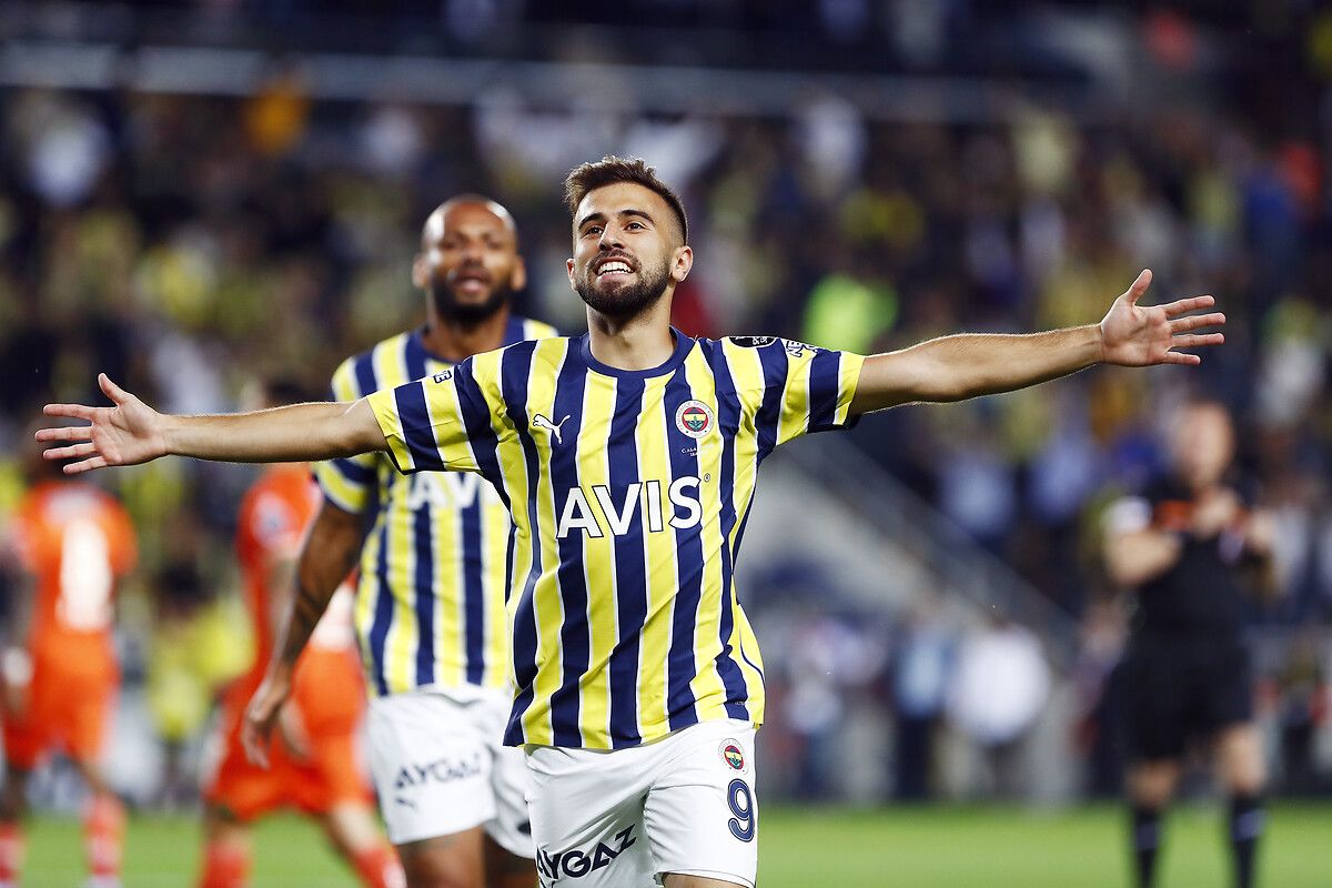 Fenerbahçe'de şok ayrılık! Mutsuz ve o takıma gidiyor... 7