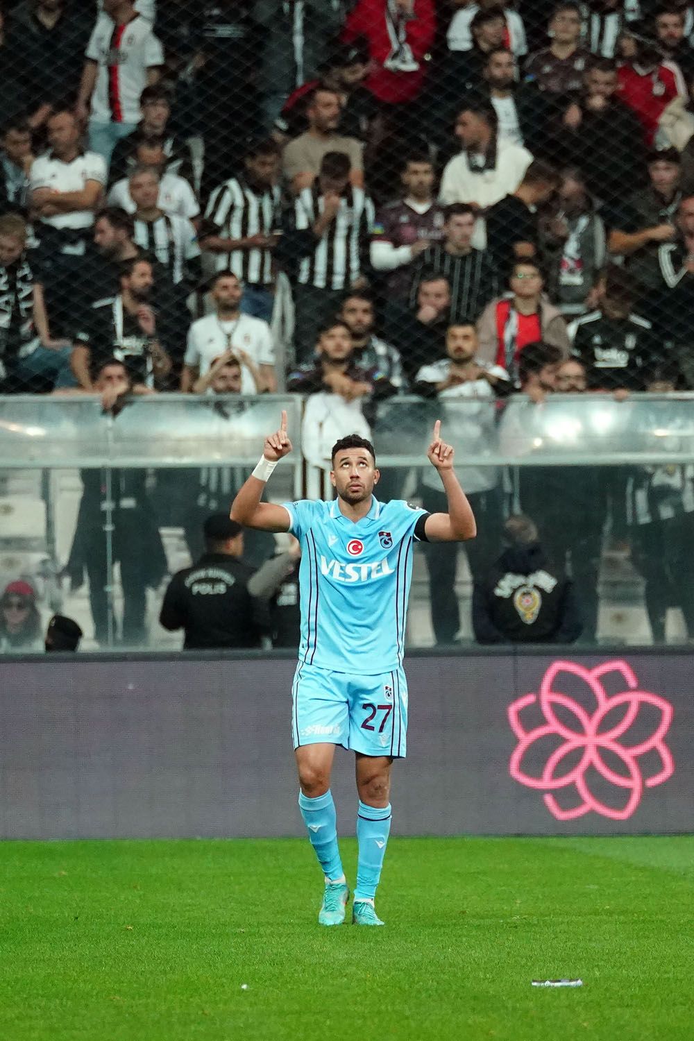 Beşiktaş - Trabzonspor maçı geniş özeti, golleri ve maçtan unutulmaz kareler... 11