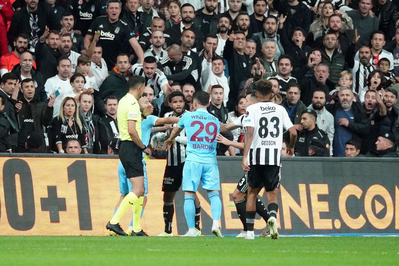 Beşiktaş - Trabzonspor maçı geniş özeti, golleri ve maçtan unutulmaz kareler... 37