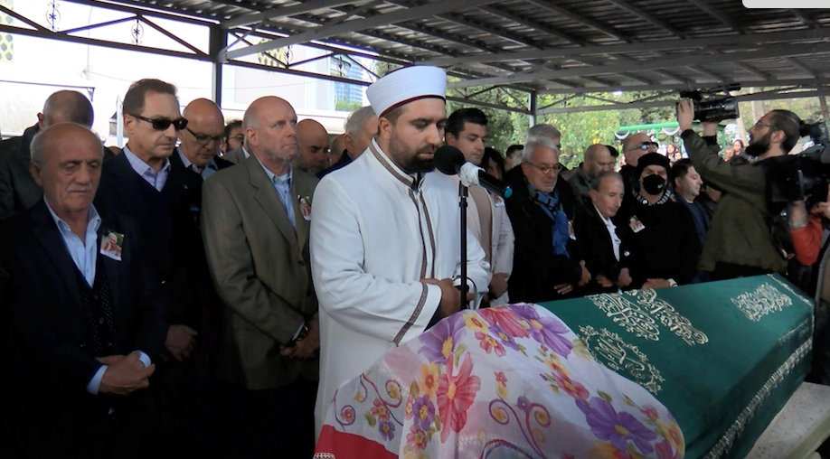 En acı veda... Kansere yenik düşen Billur Kalkavan gözyaşları içinde son yolculuğuna uğurlandı 13