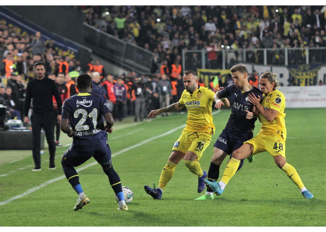Ankaragücü - Fenerbahçe maçı geniş özeti, golleri ve maçtan unutulmaz kareler... 8