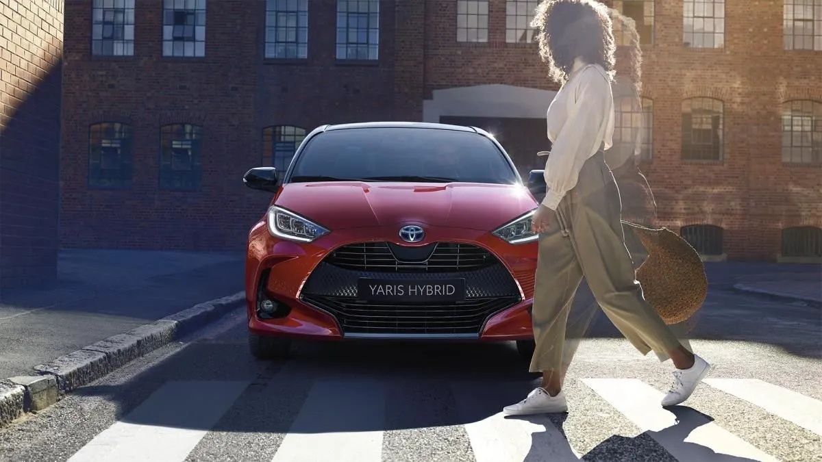 Toyota Yaris Fiyat Listesiyle Her Şeyi Unutun! Bu Liste Fırsat Dolu 14