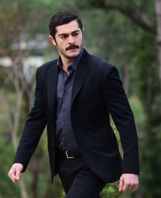 Ünlülerin Memleketleri Şaşırtıyor! Demet Özdemir, Pınar Deniz, Aleyna Tilki... İşte Ünlülerin Memleketleri 8