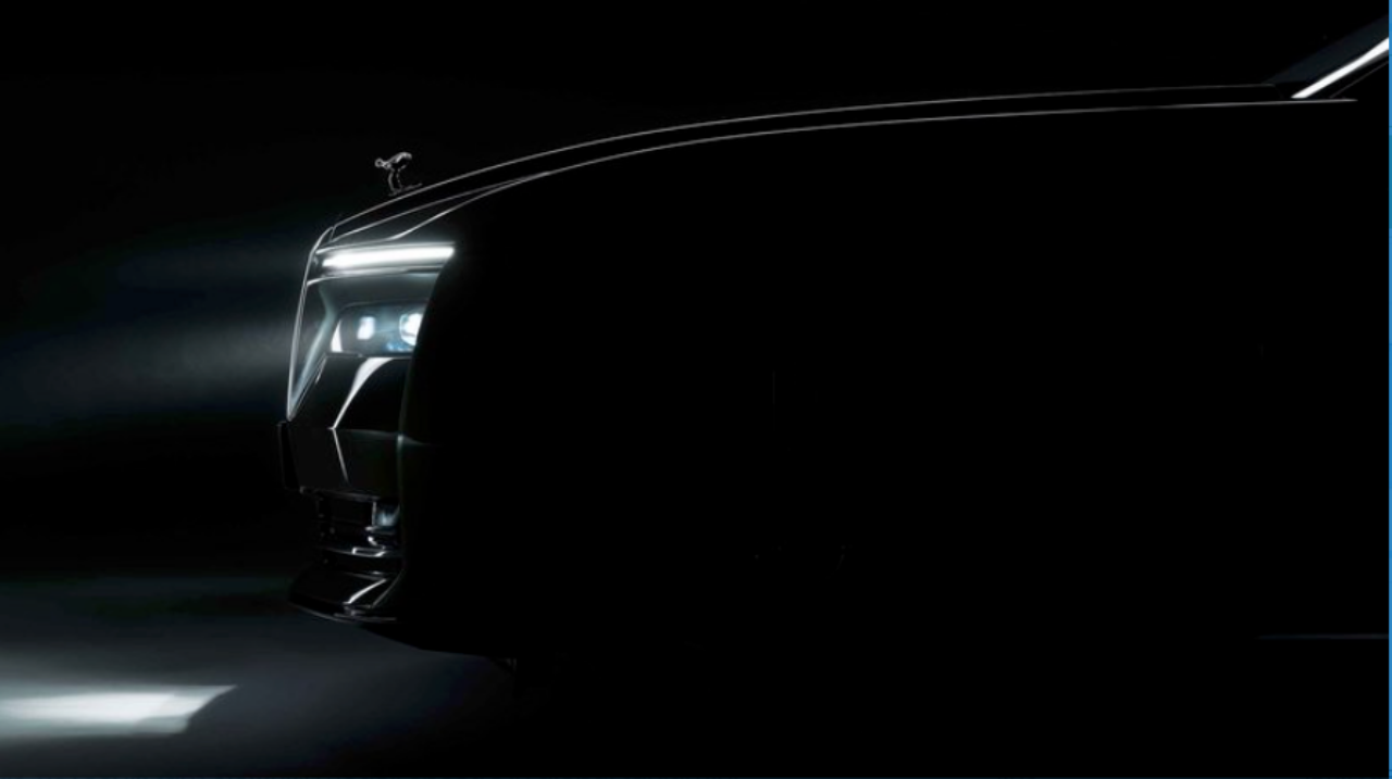 Rolls-Royce ilk elektrikli otomobili Spectre’yi tanıttı 1