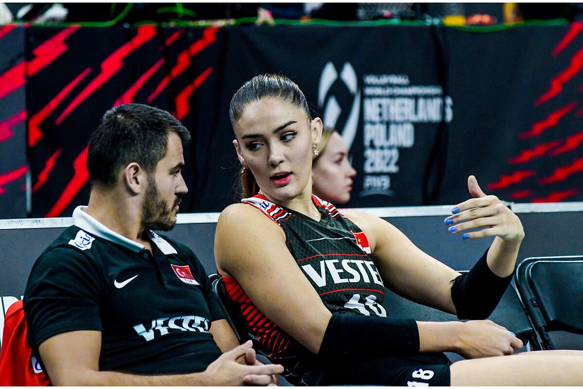 Zehra Güneş'in kuzeni Survivor yıldızı çıktı! 1