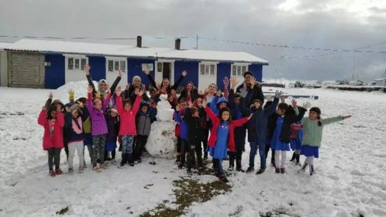Kış kapıyı erken çaldı, 8 kent karlar altında kalırken sürücüler zor anlar yaşadı! 1