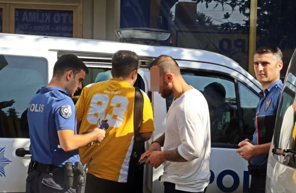 Şüpheli ölüm... Öğretmeninin evinde üstü kısmı çıplak bulundu 4