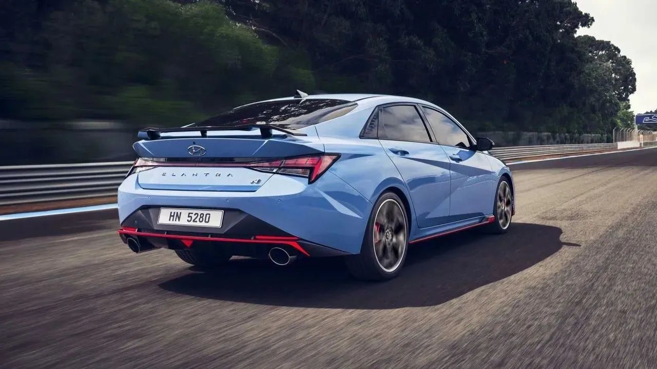 Hyundai Kasım Ayını Beklemeden İndirime Gitti! Bu Fiyat Listesi Araba Sahibi Yapar 17