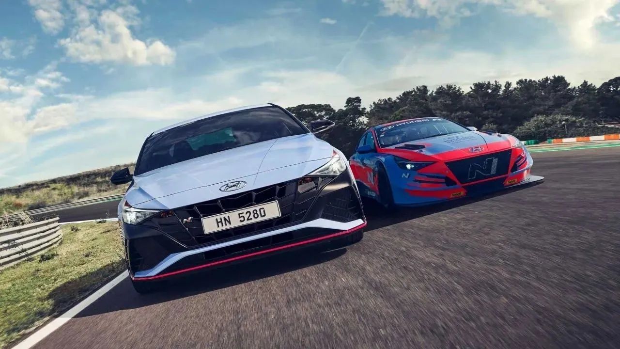 Hyundai Kasım Ayını Beklemeden İndirime Gitti! Bu Fiyat Listesi Araba Sahibi Yapar 18