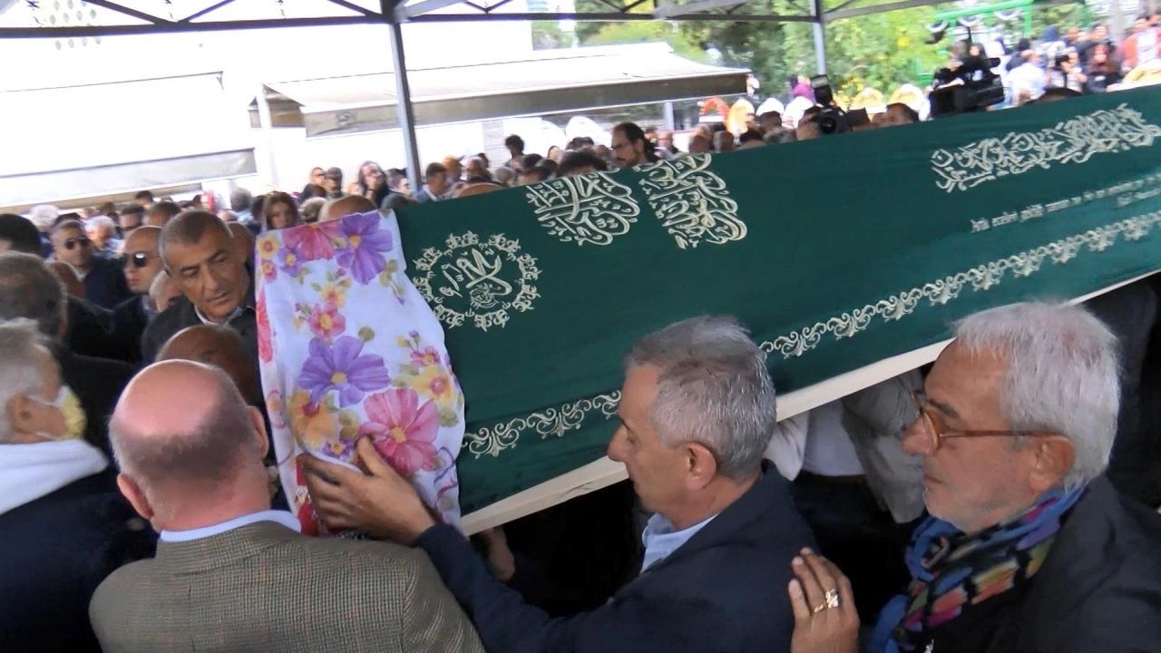 Billur Kalkavan'ın Son İsteği Herkesi Ağlattı! Buğra Bahadırlı Sevgilisinin Son Arzusunu Açıkladı 3