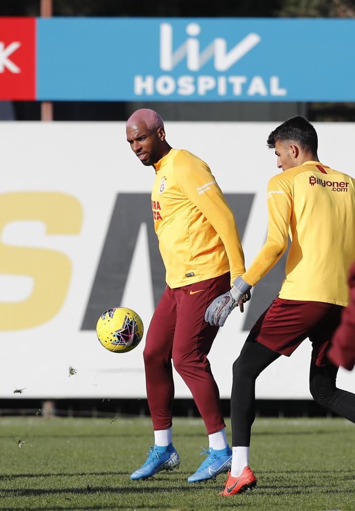 Ryan Babel'den Cimbom'a büyük şok 8
