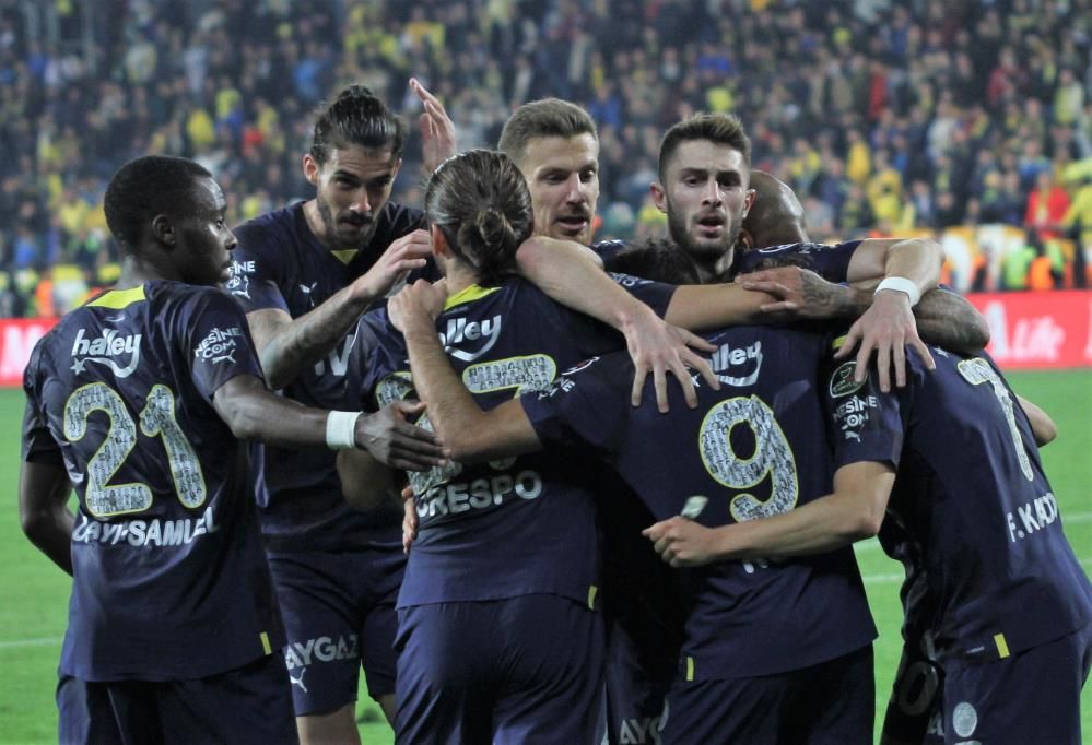 Fenerbahçe transfer bombasını patlattı 4