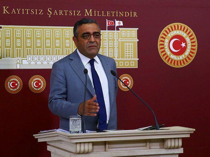PKK yandaşları ile FETÖ’cülerden ortak program! Baş konuk bakın kim çıktı... 3