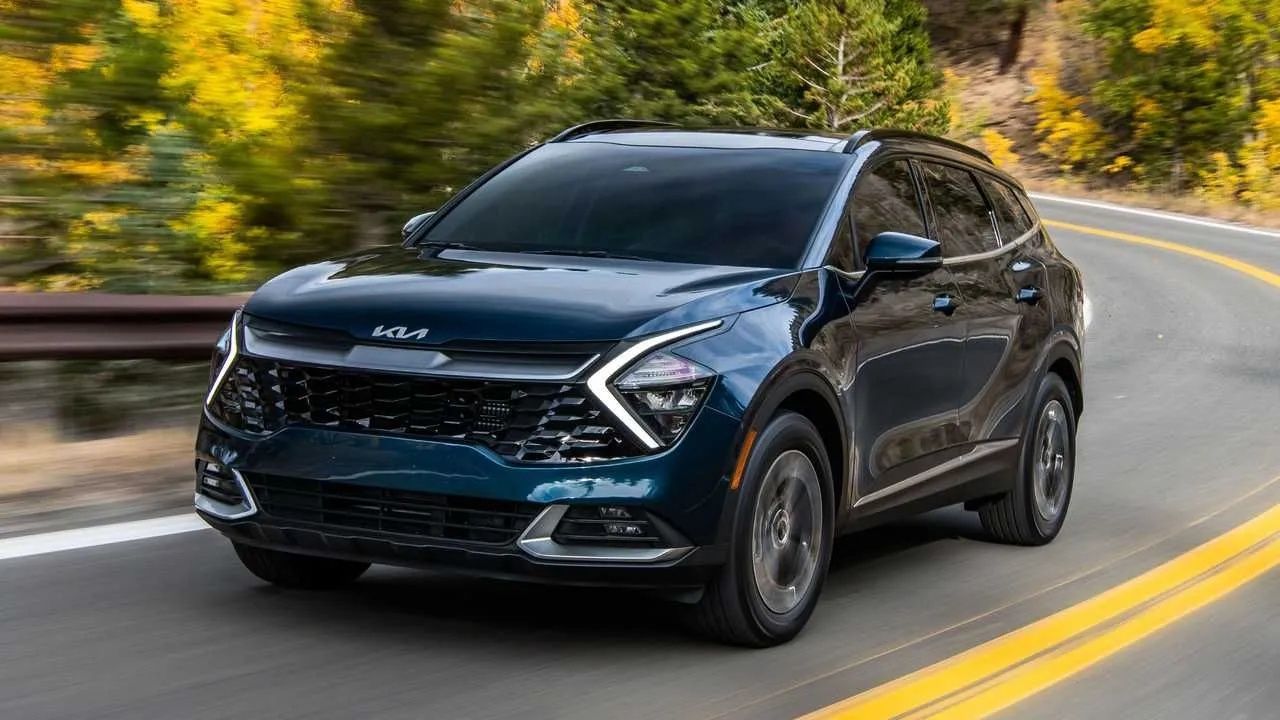 SUV Modelin Lider Markası Kia Fiyat Listesinde Çılgınlık Var! İndirim Dediğin Böyle Olur 9