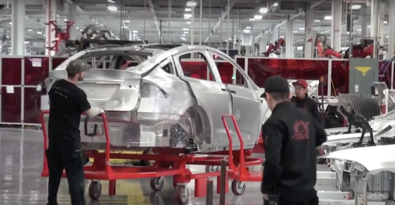Tesla, ucuz otomobil üretmek için çalışmalara başladı 1