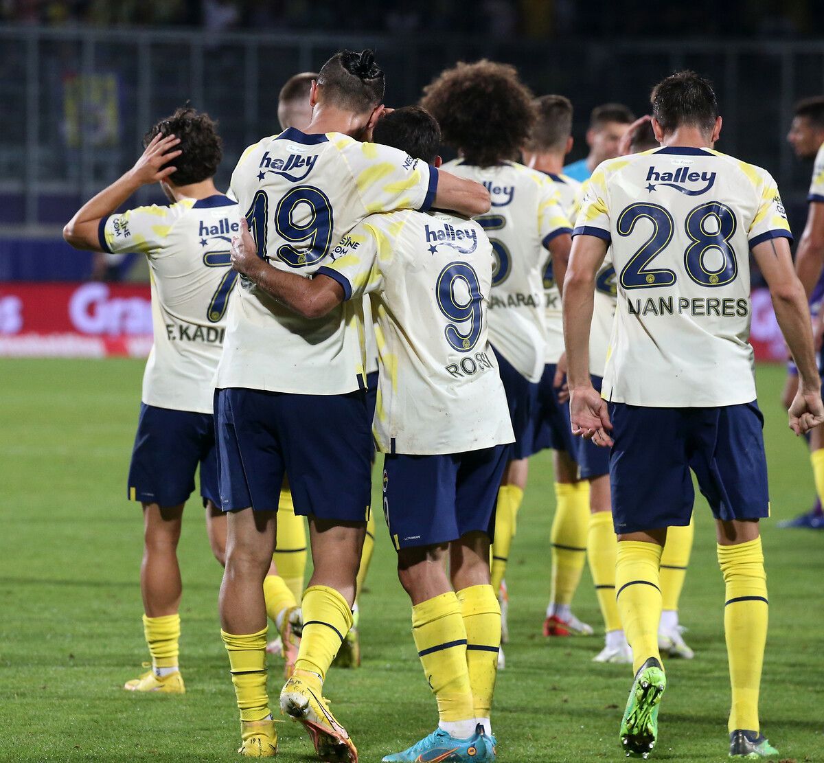Fenerbahçe'de Rossi için flaş karar 2