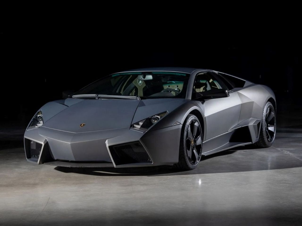 Lamborghini’nin özel seri otomobili açık artırma ile satışa çıkarılıyor 1