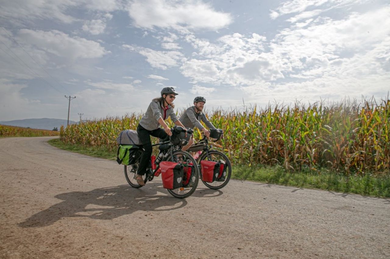 Ekosistemin önemine vurgu yapmak için Almanya’dan pedal çevirerek yola çıkan çift Türkiye’ye ulaştı 7
