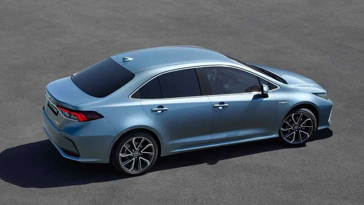 Toyota Corolla Fiyatlarında İndirimler Çılgın Atıyor! Fiyat Listesini Görenler İnanamadı 3