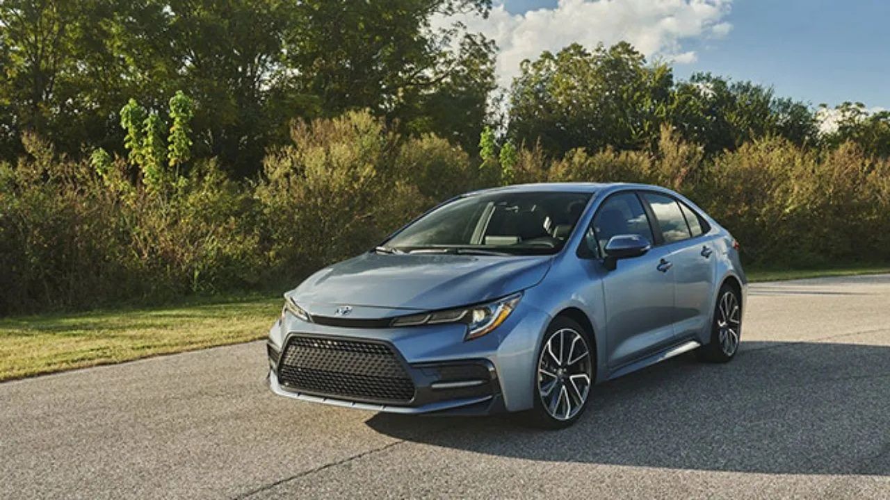 Toyota Corolla Fiyatlarında İndirimler Çılgın Atıyor! Fiyat Listesini Görenler İnanamadı 7