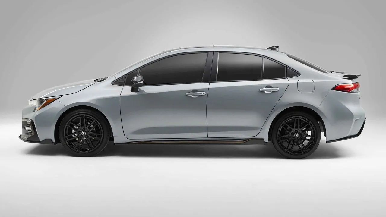 Toyota Corolla Fiyatlarında İndirimler Çılgın Atıyor! Fiyat Listesini Görenler İnanamadı 9