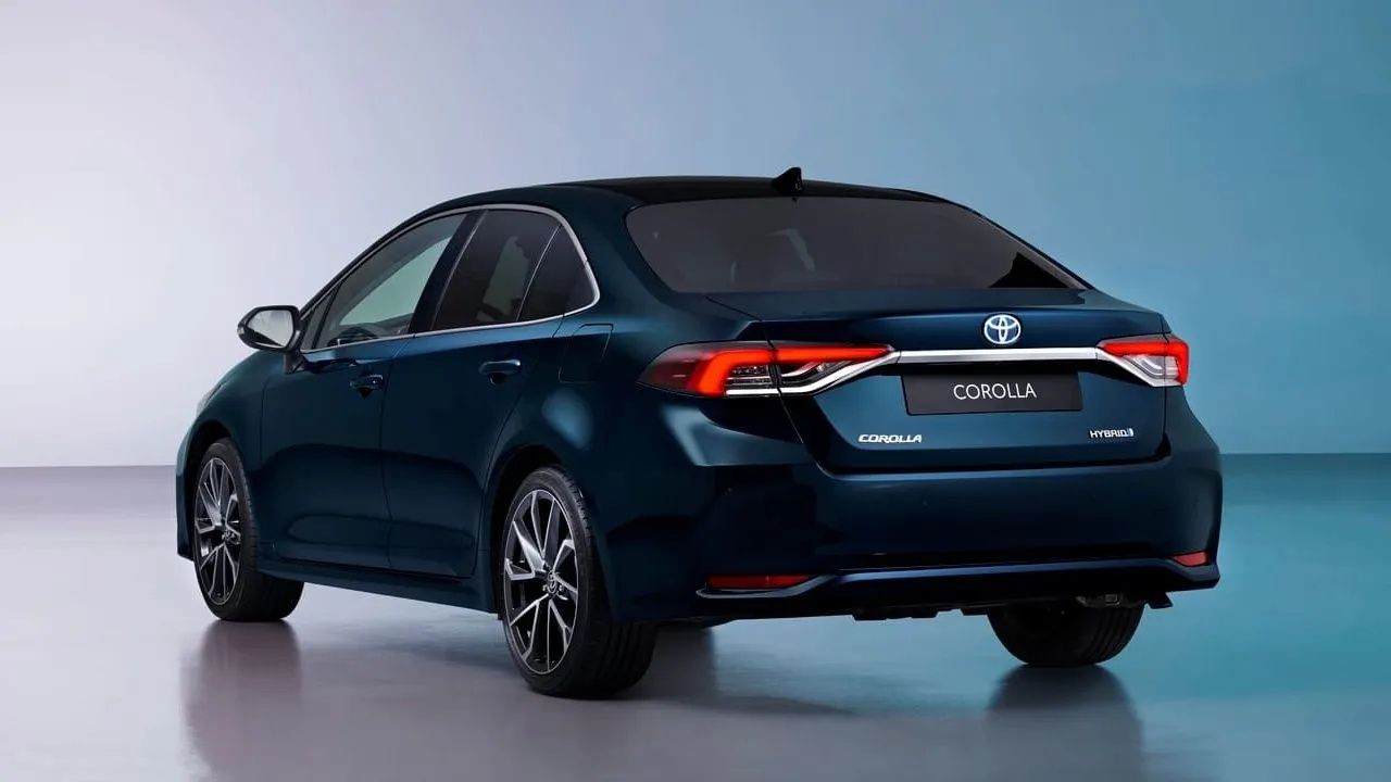 Toyota Corolla Fiyatlarında İndirimler Çılgın Atıyor! Fiyat Listesini Görenler İnanamadı 15