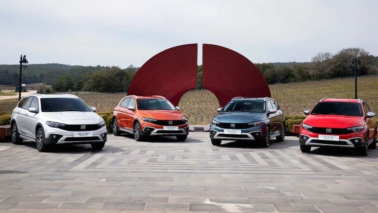 Fiat Kasım Ayında 30 Bin Lira Birden İndiriyor! Fiat Bu Fiyat Listesini İlk Kez Yaptı 1
