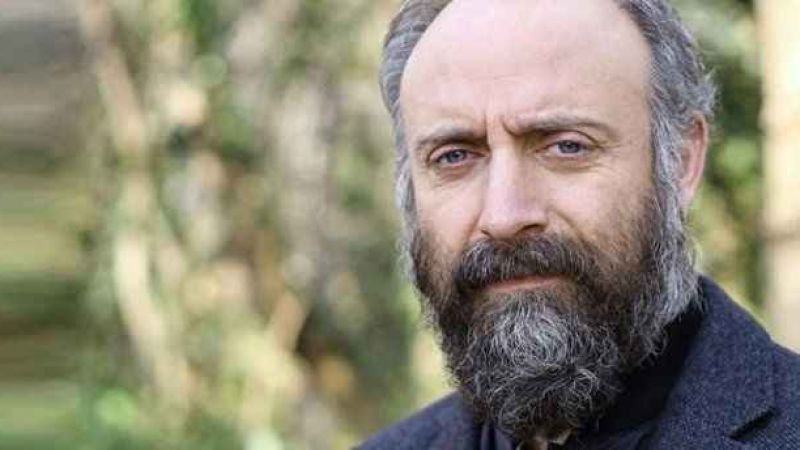 Ünlü İsimlerin Lakapları Şaşırtıyor! İsimlerini Her Gün Duyuyoruz Ama Lakaplarını Kimse Bilmiyor 2