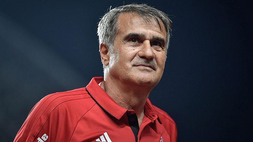 Şenol Güneş, Ümraniyespor maçı öncesi kadroda değişikliğe gidiyor 1