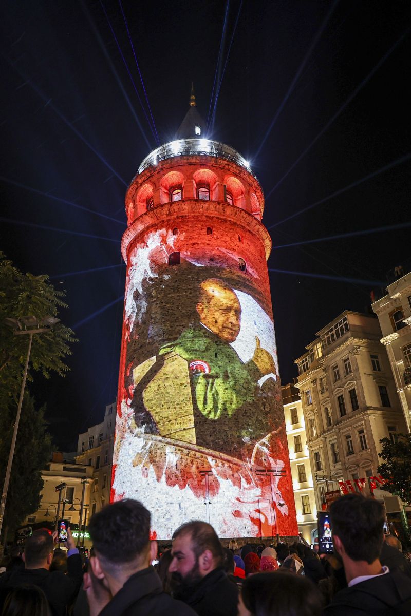 İletişim Başkanlığından mapping gösterisi 9