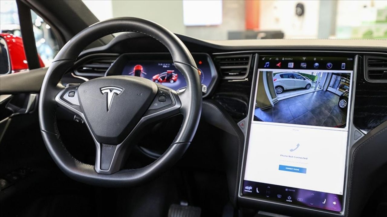 Tesla, emniyet kemerinde sorun tespit etti! Otomobillerini geri çağırıyor 2