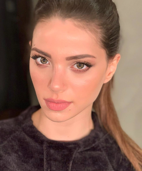Dudak uçuklatan değişim! Leyla Tanlar'ın estetiksiz halini görenler tanımadı 10