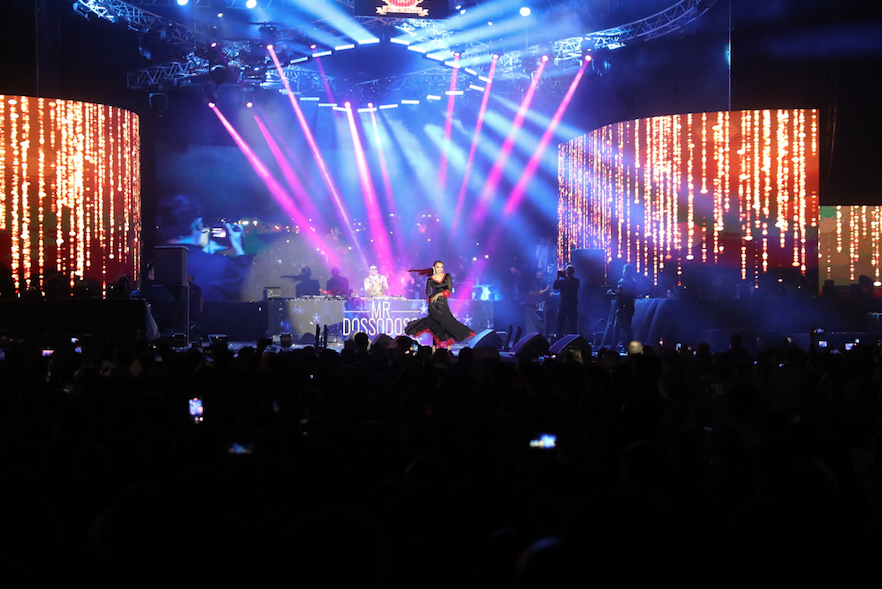 Şırnak Cizre'de on binlerce kişi konser ve DJ performansıyla eğlendi 1