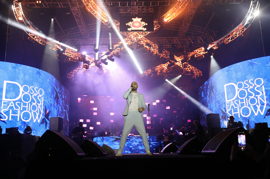 Şırnak Cizre'de on binlerce kişi konser ve DJ performansıyla eğlendi 10