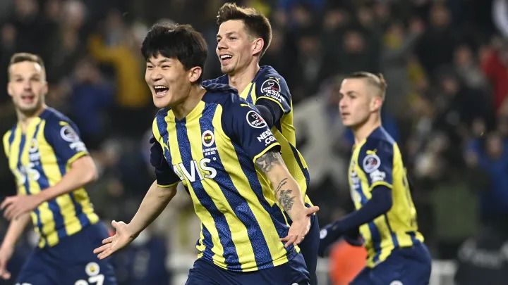 Fenerbahçe'den ayrılmıştı! Yıldız oyuncunun serbest kalma bedeli dudak uçuklattı... 3